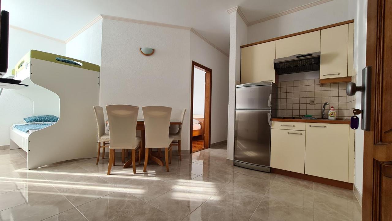 Apartments Plavi Biser 시베니크 객실 사진