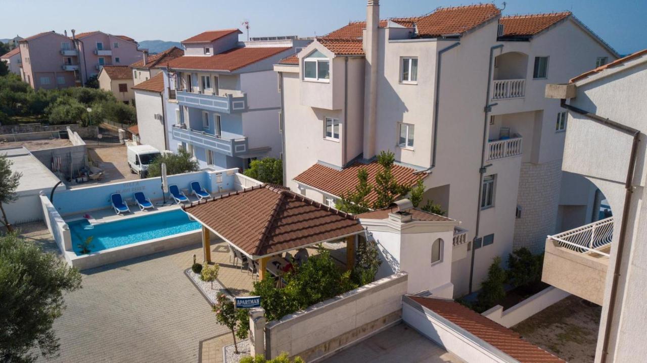 Apartments Plavi Biser 시베니크 외부 사진